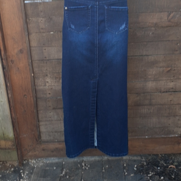 BECXB Jean Skirt Size 6 Maxi - Picture 4 of 7